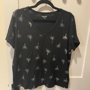 Old Navy Black and White Palm Print Tee